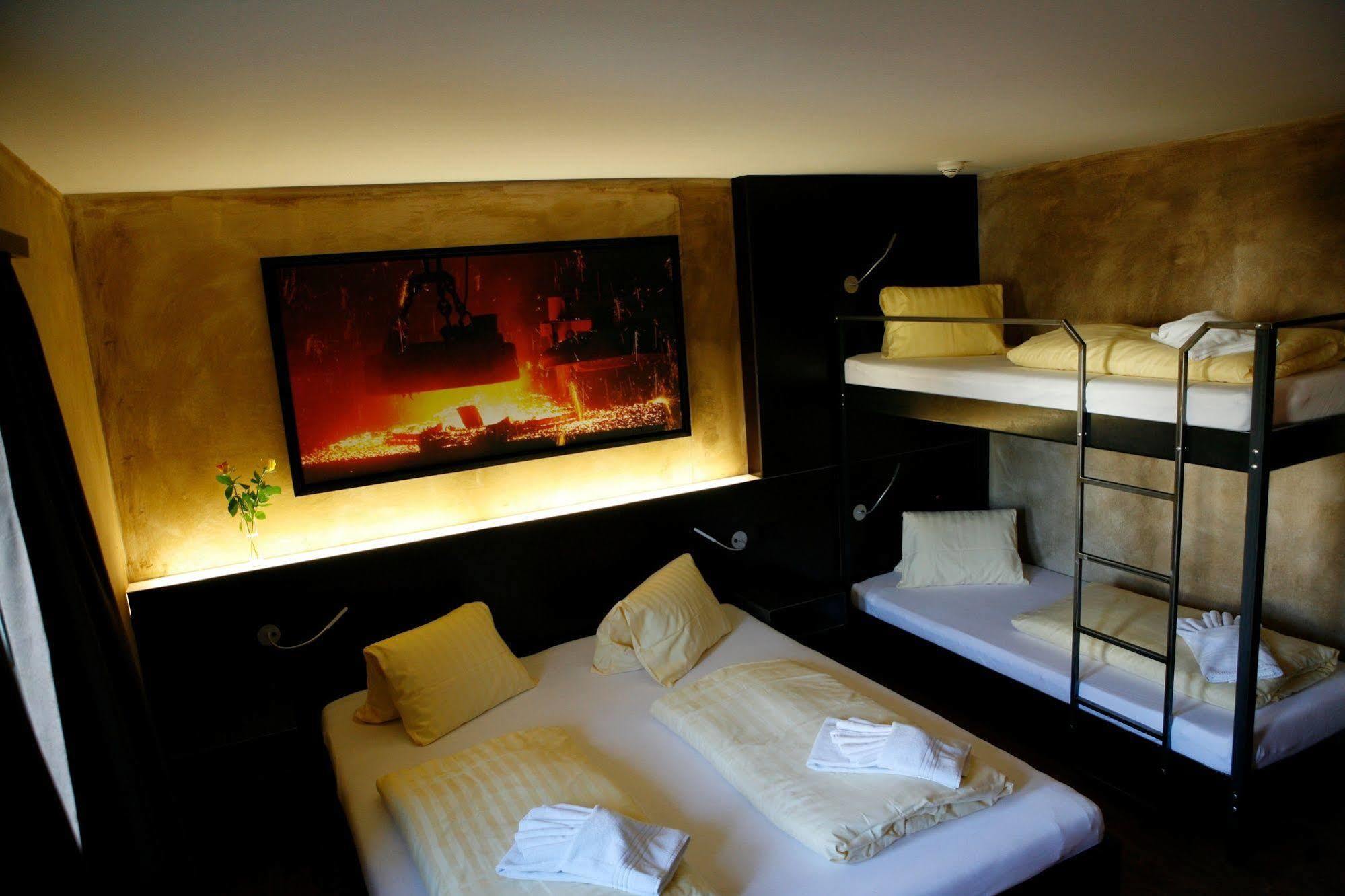 Ferus Hotel โรเธนเบิร์ก ภายนอก รูปภาพ